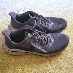 Nike Zoom Vomero 14 running shoes Sz 12